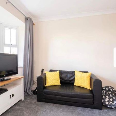 Beautiful Large Property, Sleeps 9 Walking Distance To The Sea , Beaches And Restaurants Fantastic Interior Lyme Regis Exterior foto