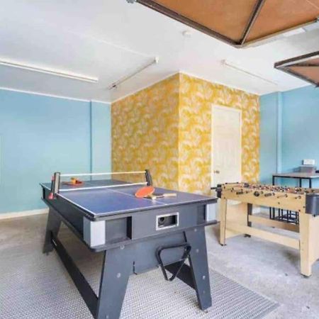 Beautiful Large Property, Sleeps 9 Walking Distance To The Sea , Beaches And Restaurants Fantastic Interior Lyme Regis Exterior foto