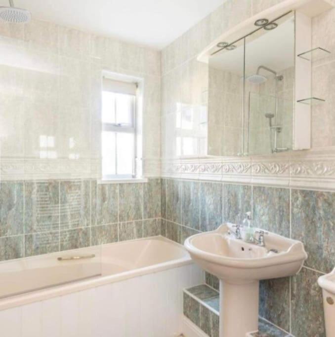 Beautiful Large Property, Sleeps 9 Walking Distance To The Sea , Beaches And Restaurants Fantastic Interior Lyme Regis Exterior foto